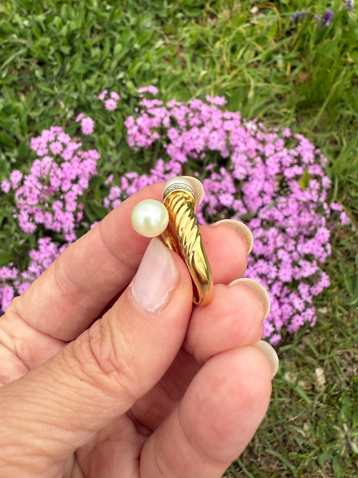 Vintage 18k Yellow Gold Pearl and Diamond Ring