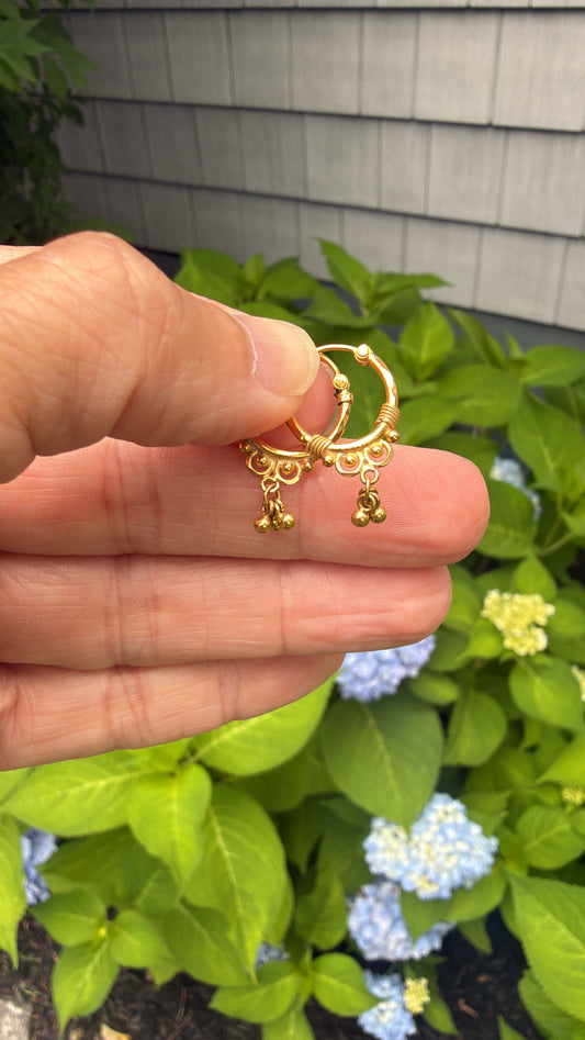 Vintage 22k Yellow Gold Hoop Earrrings