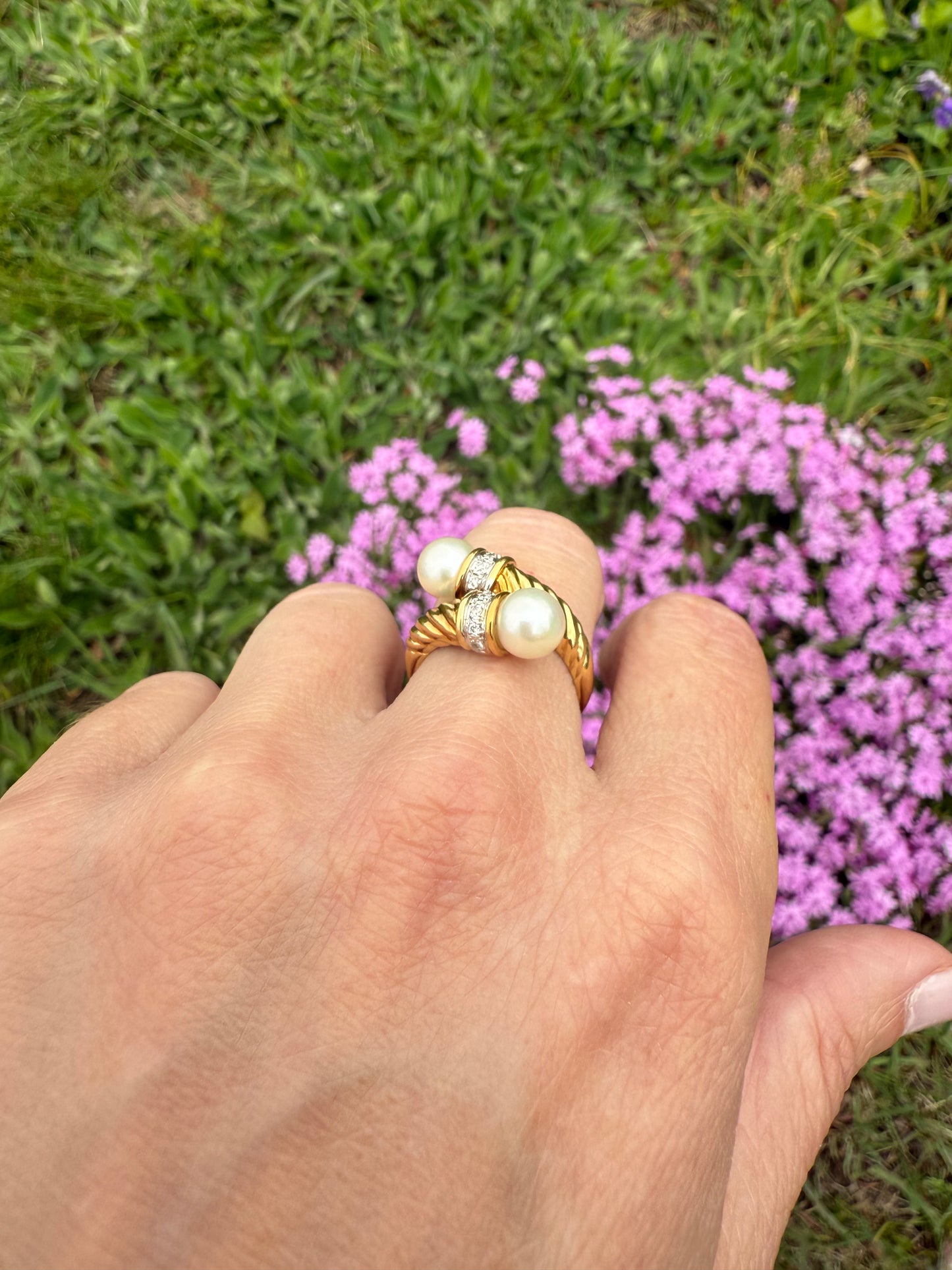 Vintage 18k Yellow Gold Pearl and Diamond Ring