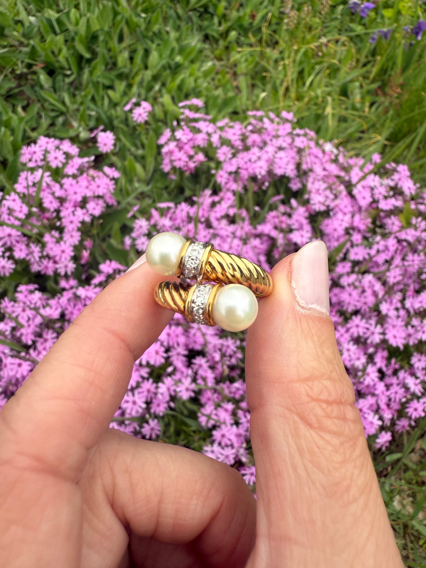 Vintage 18k Yellow Gold Pearl and Diamond Ring