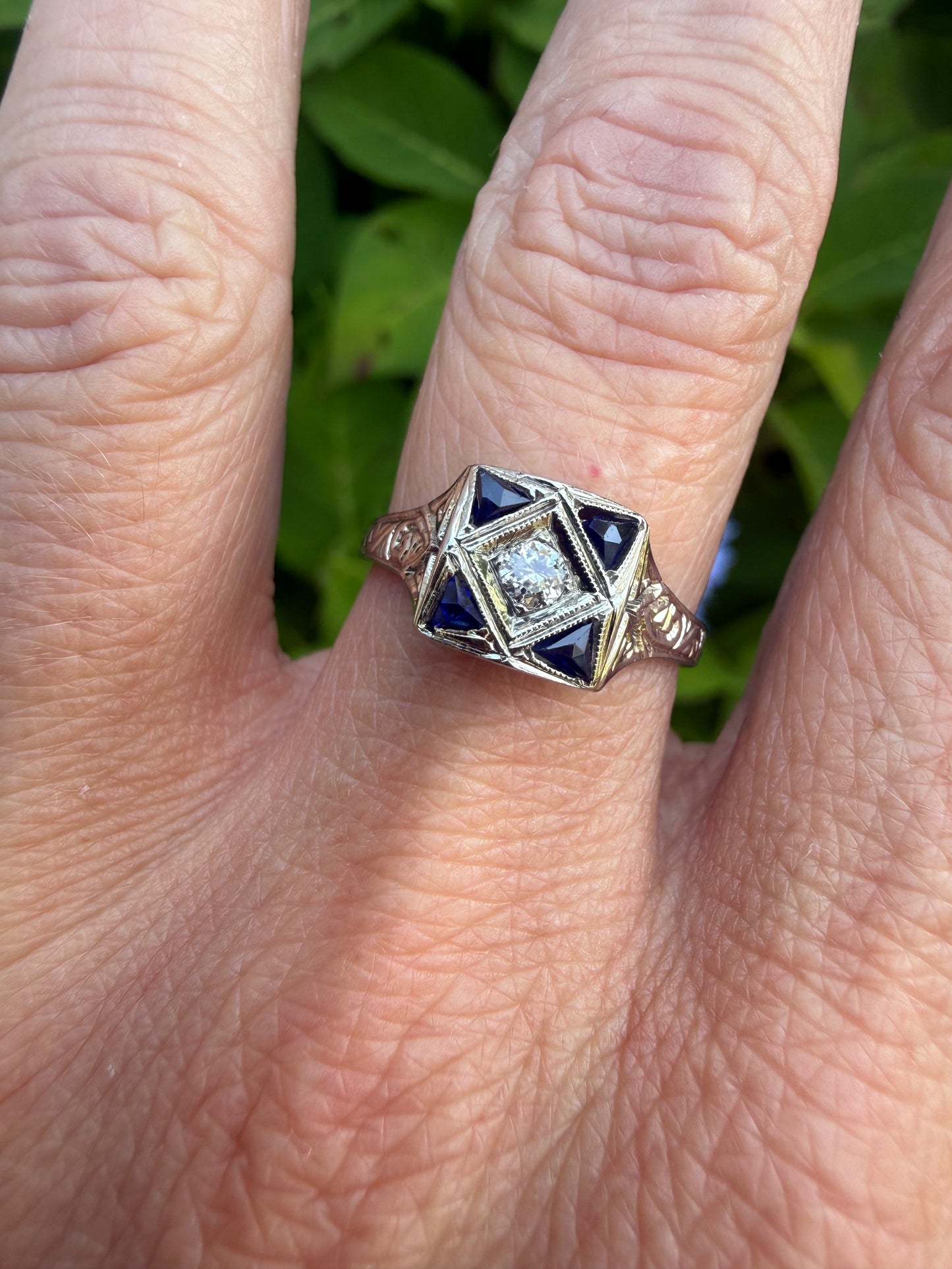 Art Deco 18k White Gold Diamond and Sapphire RIng