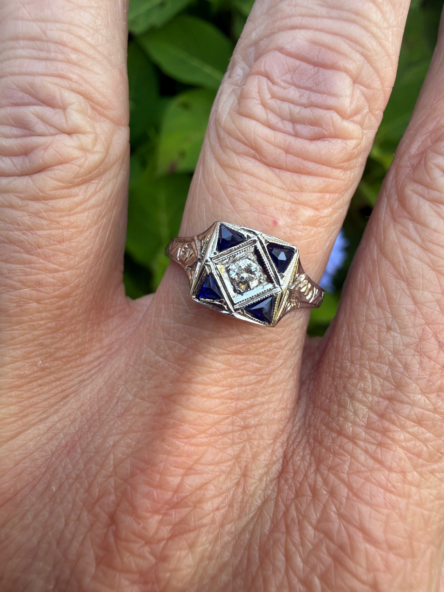 Art Deco 18k White Gold Diamond and Sapphire RIng