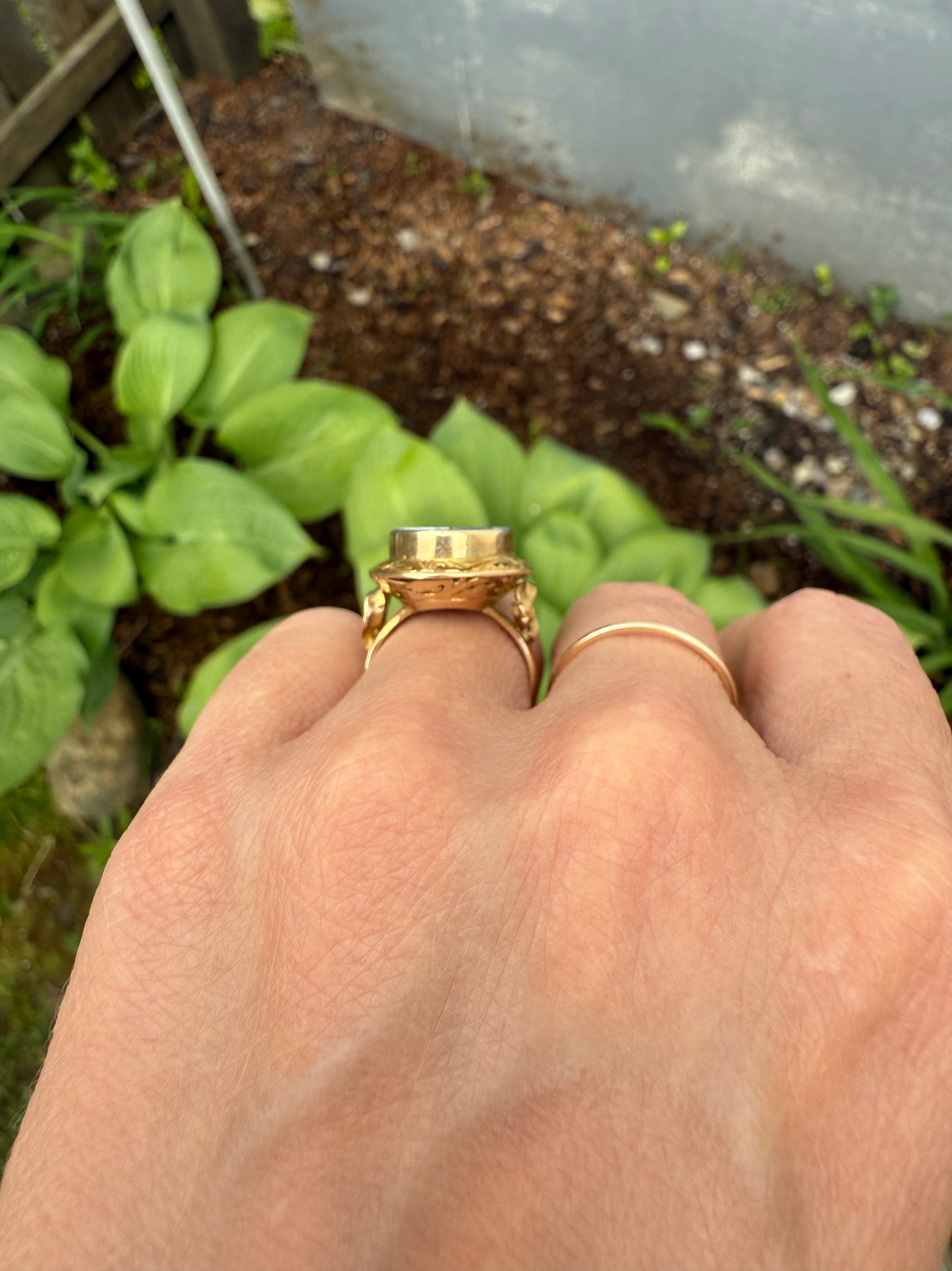Vintage 14k Yellow Gold Opal Ring
